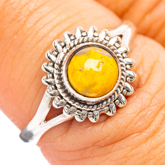 Sterling silver jasper ring with round yellow cabochon and ornate rope bezel