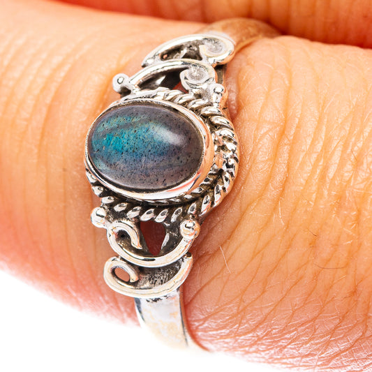 Labradorite Dainty Ring Size 7.75 (925 Sterling Silver) R5822