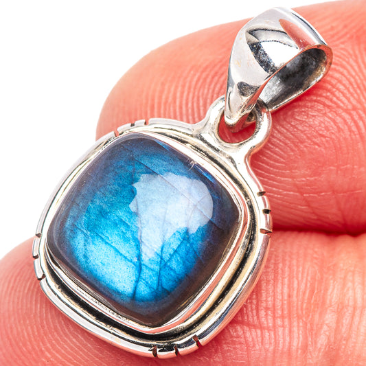 Labradorite pendant in .925 sterling silver bezel with blue flash oval stone