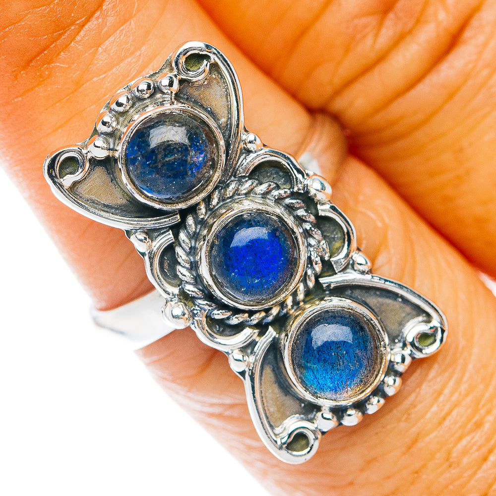 Labradorite Ring Size 7 (.925 Sterling Silver)