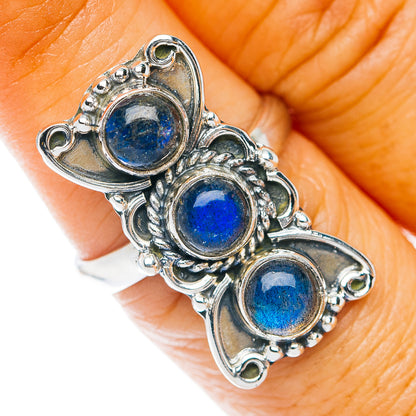 Labradorite Ring Size 7 (.925 Sterling Silver)
