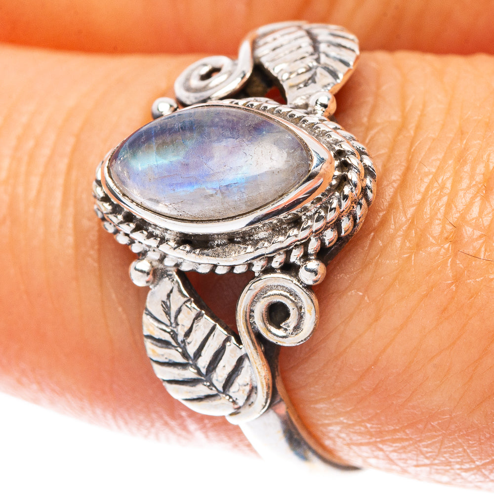 925 sterling silver leaf ring with oval moonstone centerpiece, engraved band details