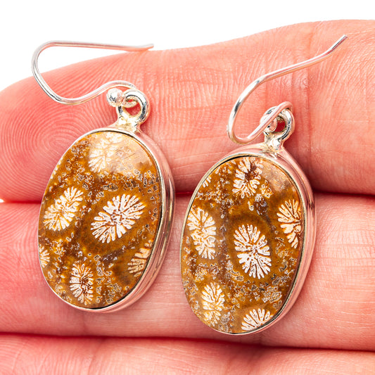 Fossil coral oval drop earrings in .925 sterling silver, amber with white patterns
