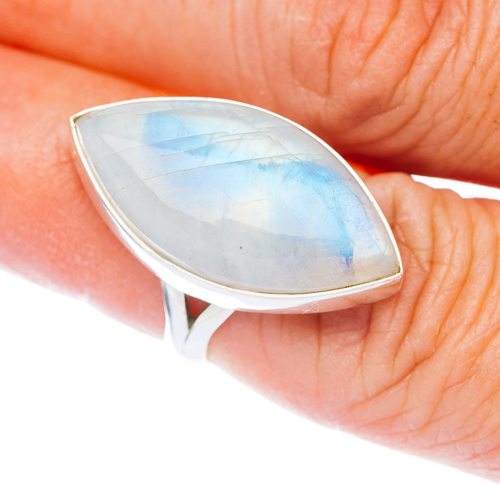 925 sterling silver moonstone ring with oval pearly rainbow cabochon