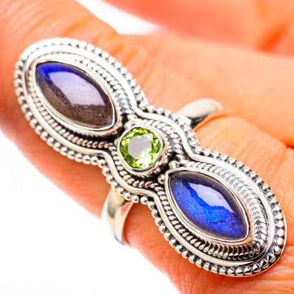 Large Labradorite, Peridot Ring Size 8 (925 Sterling Silver) RING137989