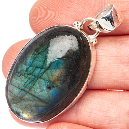 Labradorite Pendant 1 3/4" (925 Sterling Silver) P43196