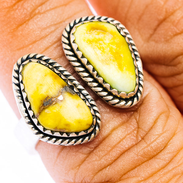 Oval yellow stone Sterling silver ring with braided bezel (.925)