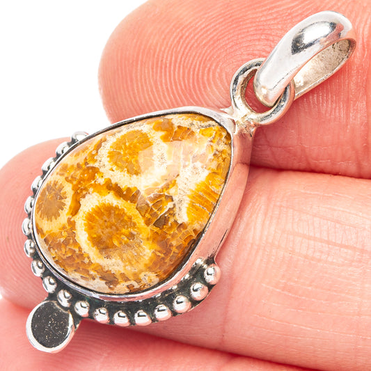 Fossil Coral Pendant 1 3/8" (925 Sterling Silver) P44001