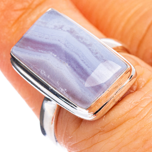 Blue lace agate rectangular bezel ring in .925 sterling silver, gemstone close-up