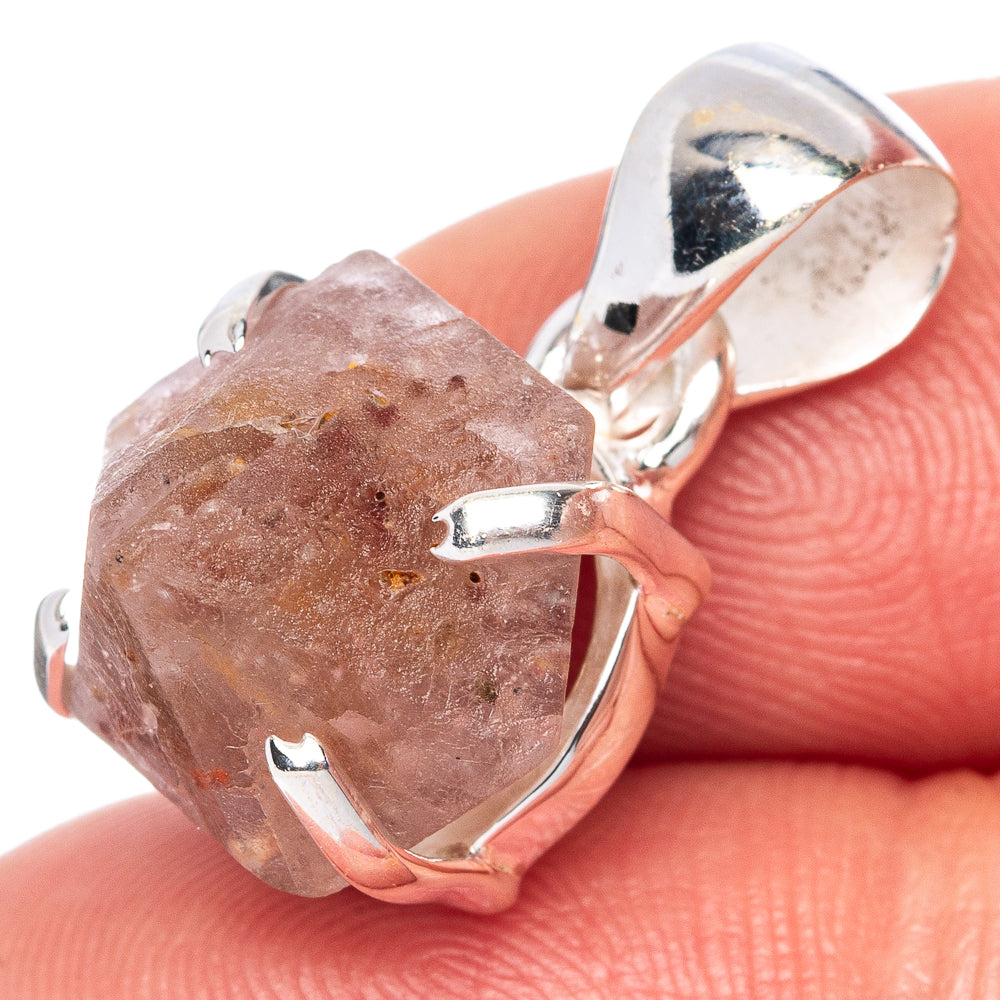 Beta Quartz Pendant 7/8" (925 Sterling Silver) P41684