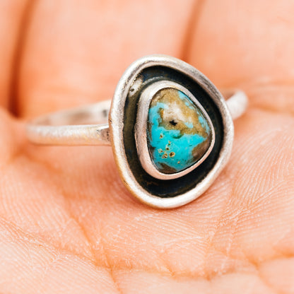 Southwestern Style Royston Turquoise Ring Size 8 (.925 Sterling Silver)