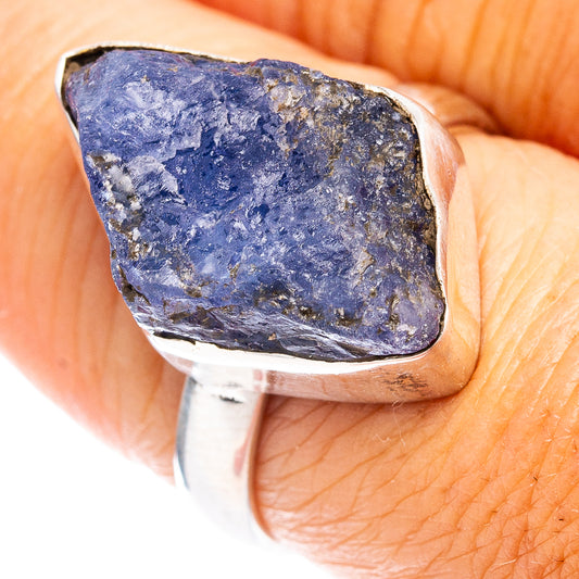 Sterling silver tanzanite ring size 7, close-up of rough blue stone setting