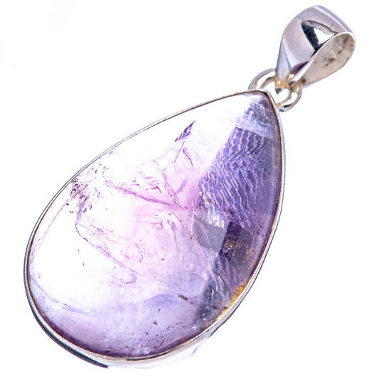 Amethyst teardrop pendant in .925 sterling silver with light purple cabochon stone