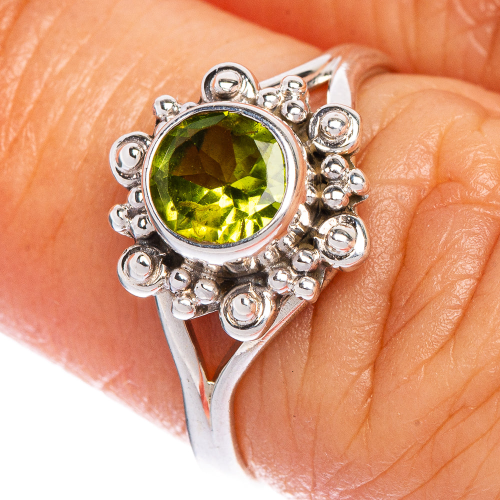 Peridot Dainty Ring Size 5.75 (925 Sterling Silver) R147270