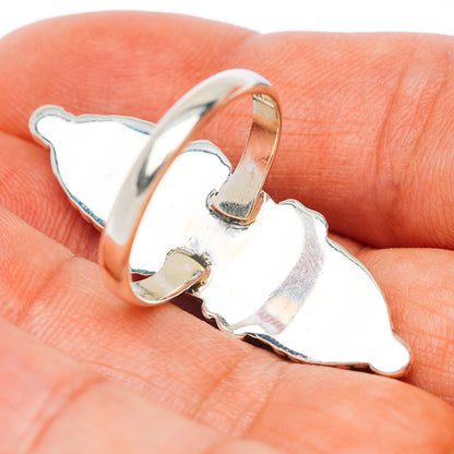 Labradorite Ring Size 9 (.925 Sterling Silver)