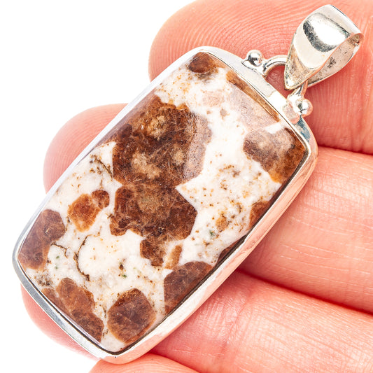 Muscovite Pendant 1 5/8" (925 Sterling Silver) P43988