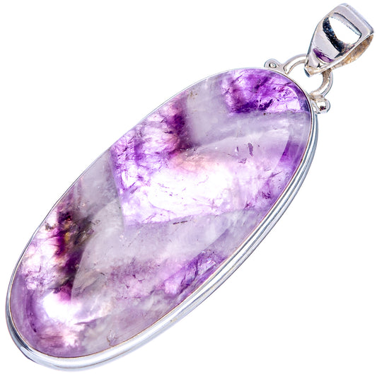 Oval amethyst pendant in .925 sterling silver with purple and white marbled stone