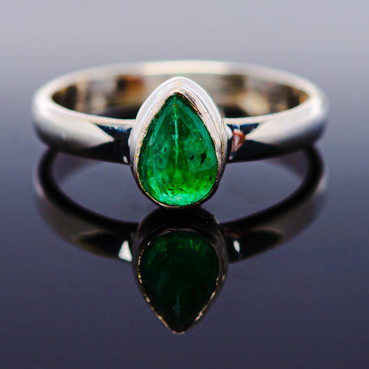 1ct Premium Zambian Emerald Ring Size 6 (.925 Sterling Silver)