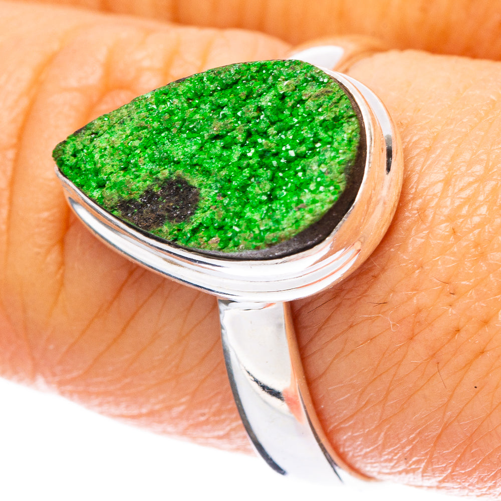 Rare Uvarovite Garnet Ring Size 8.5 (925 Sterling Silver) R4216