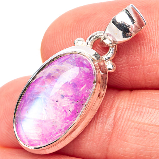 Pink oval moonstone pendant in .925 sterling silver, close-up on bail