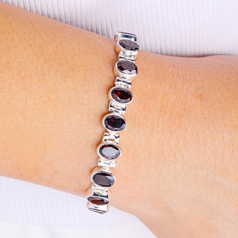 Garnet Bracelet 6 to 8" (.925 Sterling Silver)