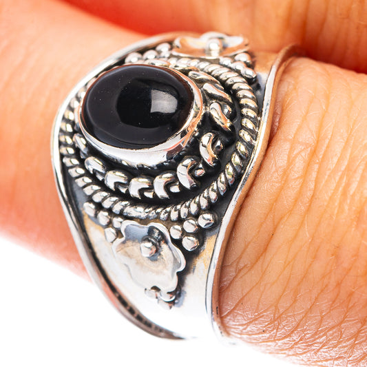 Black Onyx 925 Sterling Silver Ring Size 7.25 (925 Sterling Silver) R5417
