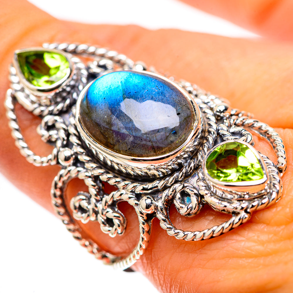 Signature Large Labradorite, Peridot Ring Size 9 (925 Sterling Silver) RING138282