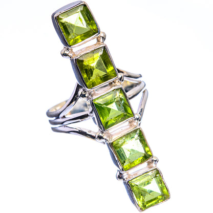 Large Peridot Ring Size 7 (925 Sterling Silver) R142469