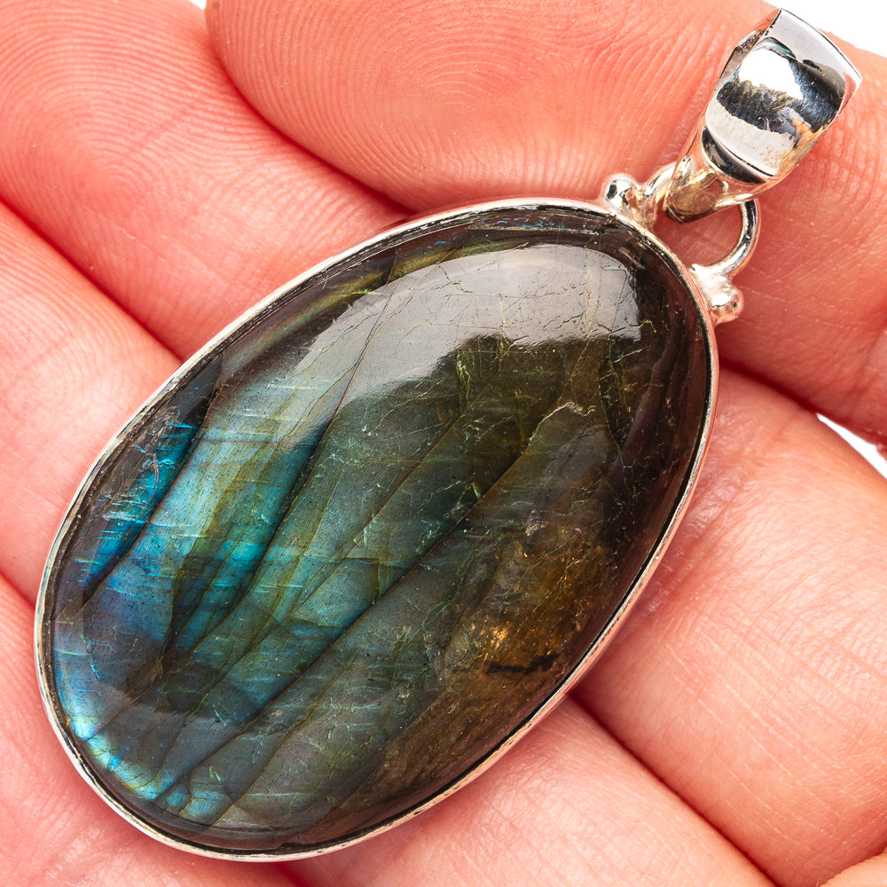 Labradorite Pendant 2" (925 Sterling Silver) P43878