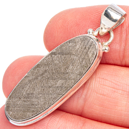 Meteorite Pendant 1 5/8" (925 Sterling Silver) P40272