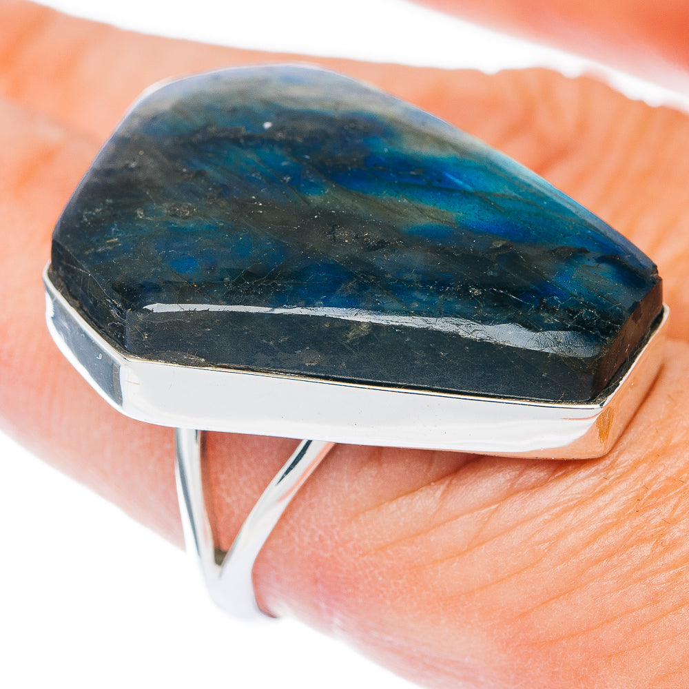 Large Premium Spectrolite Ring Size 8 (.925 Sterling Silver)