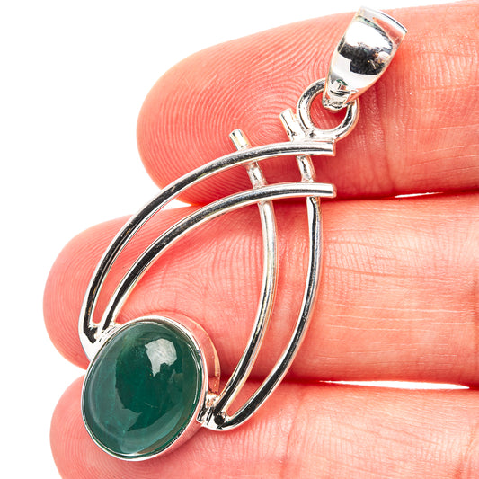 925 sterling silver pendant with oval green gemstone and arched ribbon prongs