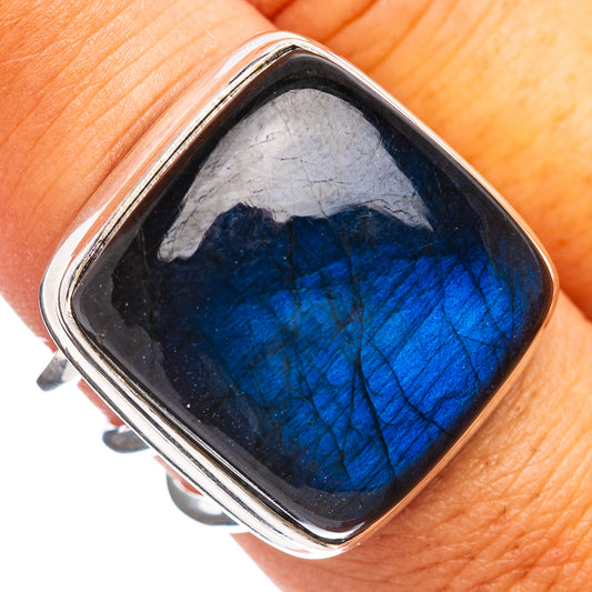 Sterling silver labradorite ring, square bezel with blue flash; size 8.25