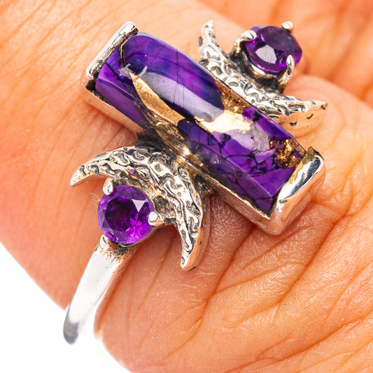 Amethyst purple ring in .925 sterling silver with purple center and two round side stones