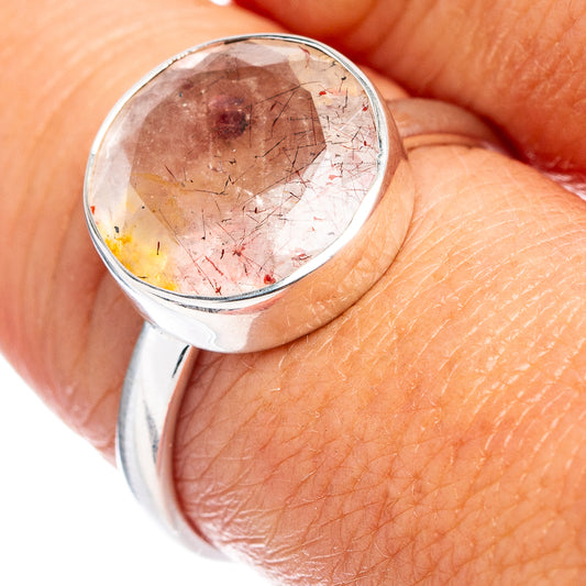Sterling silver ring with oval gemstone cabochon, white with reddish flecks