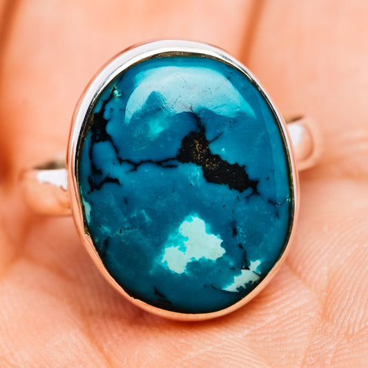 Turquoise oval cabochon sterling silver ring, size 8, front view with shank