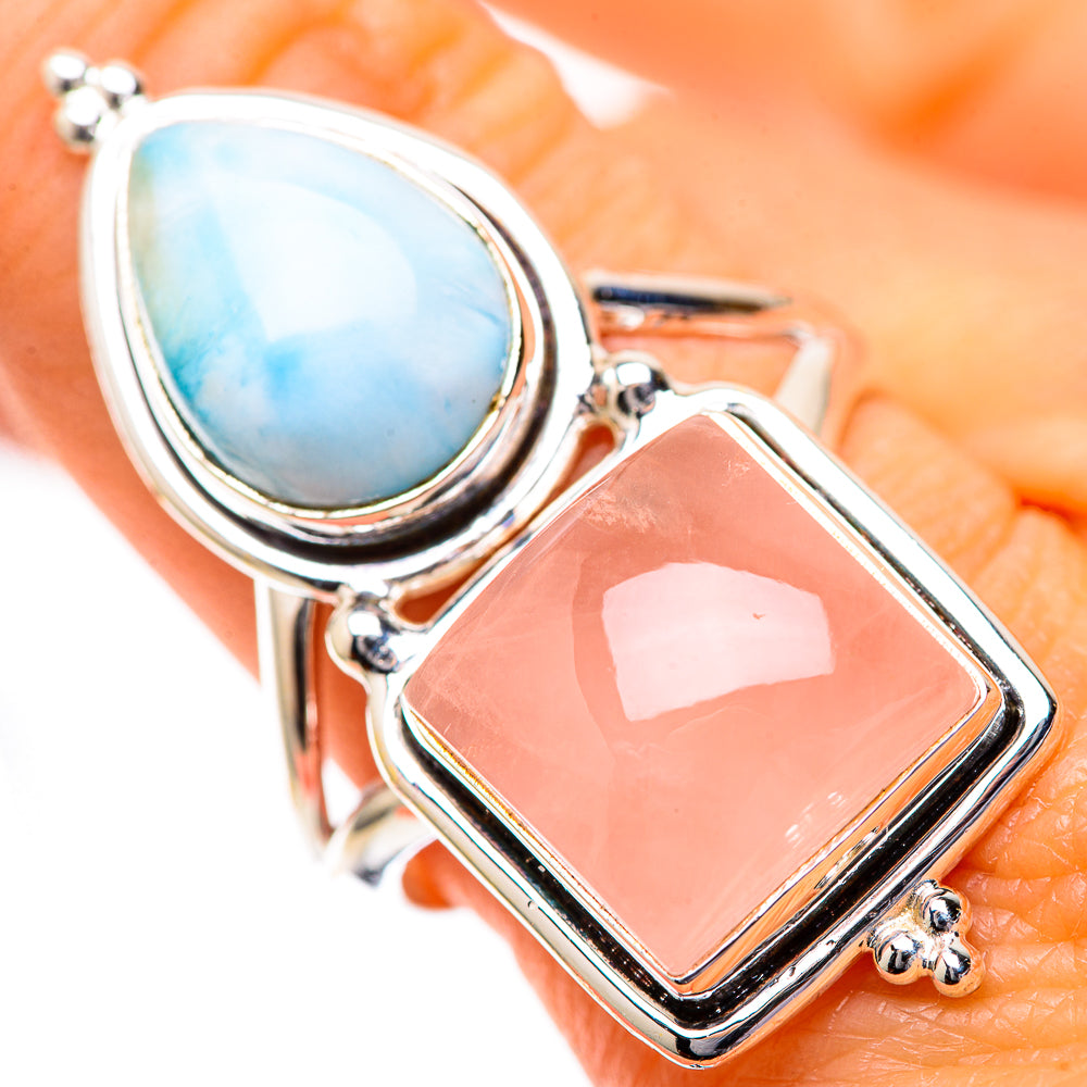 Sterling silver ring with pear-shaped larimar and square rose quartz, split band
