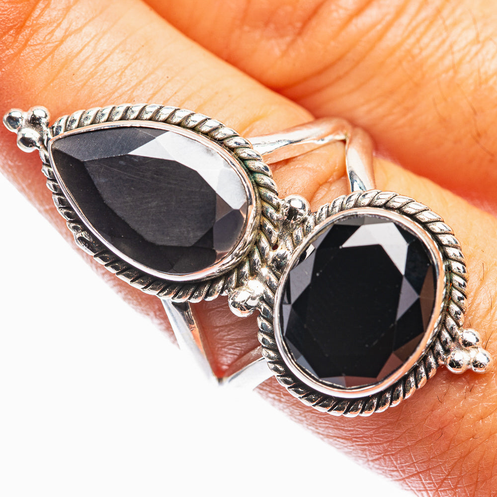 Large Black Onyx Ring Size 8 (925 Sterling Silver) R142356