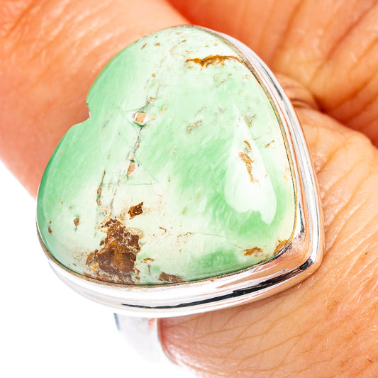 Variscite heart ring in .925 sterling silver, size 8.5, green stone close-up