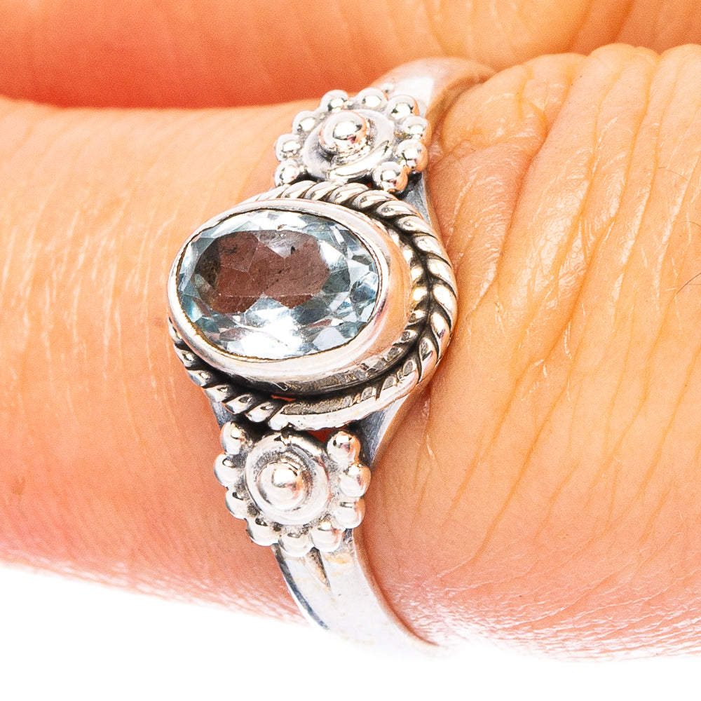 Blue Topaz 925 Sterling Silver Ring Size 7 (925 Sterling Silver) R6326