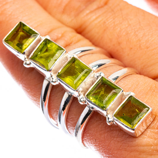 Large Peridot Ring Size 8.25 (925 Sterling Silver) R142496