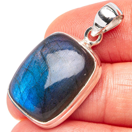 Oval labradorite pendant in .925 sterling silver, blue flash stone with bail