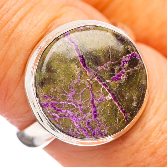 Sterling silver ring with round cabochon, purple veined stone