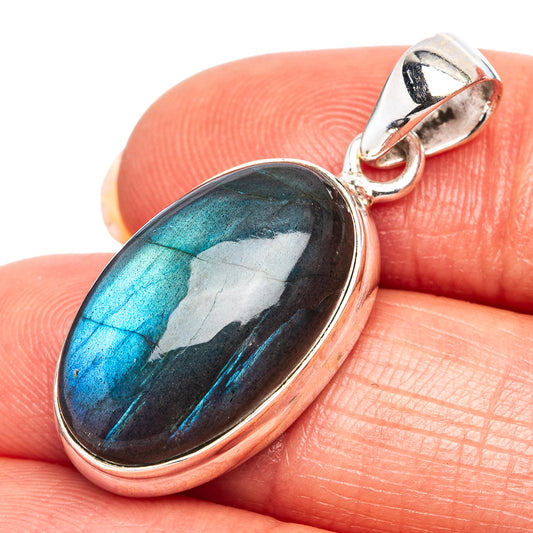 Oval labradorite pendant in .925 sterling silver bezel, with side bail