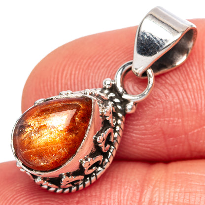 Sunstone Pendants 7/8" (925 Sterling Silver) P42324