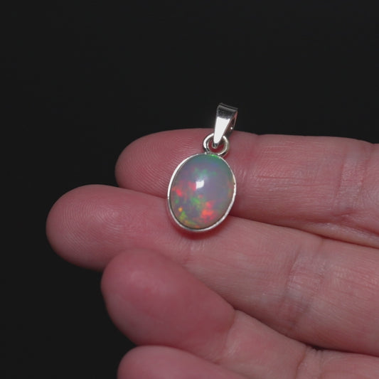 6ct Ethiopian Opal Pendant 1" (.925 Sterling Silver) PD52313