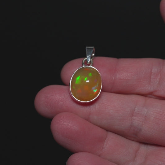 10ct Ethiopian Opal Pendant 1 1/8" (.925 Sterling Silver) PD52301