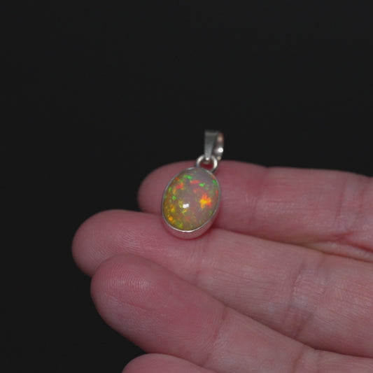 5.75ct Ethiopian Opal Pendant 1" (.925 Sterling Silver) PD52311