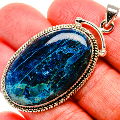 Oval shattuckite pendant in 925 sterling silver with rope-edged bezel and top bail