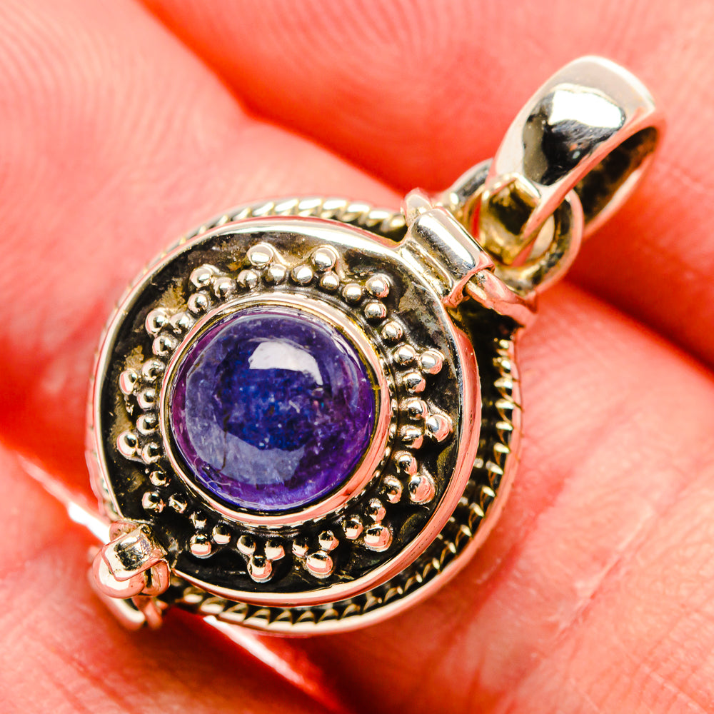 Poison Natural Tanzanite Pendant 1 1/8" (925 Sterling Silver) PD37443